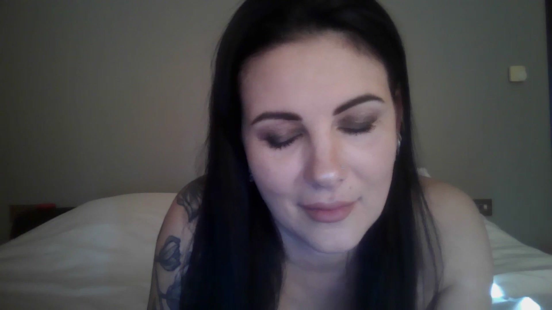 Gallery image thumbnail from FitBaby's myfreecams stream on, 03/20/2025, 17:06 image 10 of 20