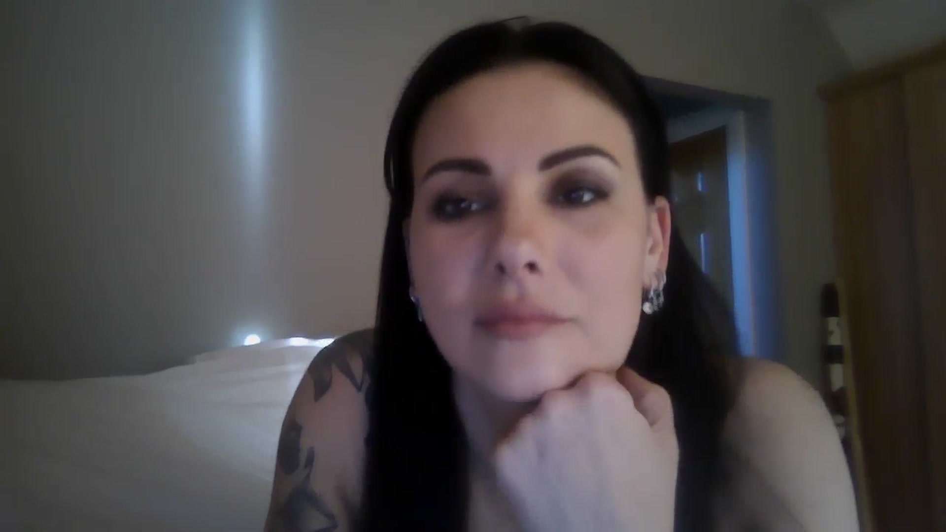Gallery image thumbnail from FitBaby's myfreecams stream on, 03/20/2025, 17:06 image 2 of 20