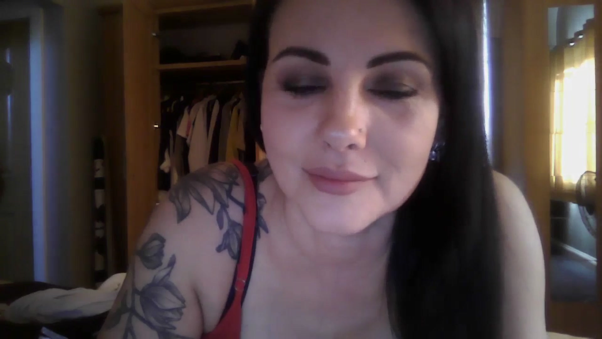 Gallery image thumbnail from FitBaby's myfreecams stream on, 03/20/2025, 17:06 image 19 of 20