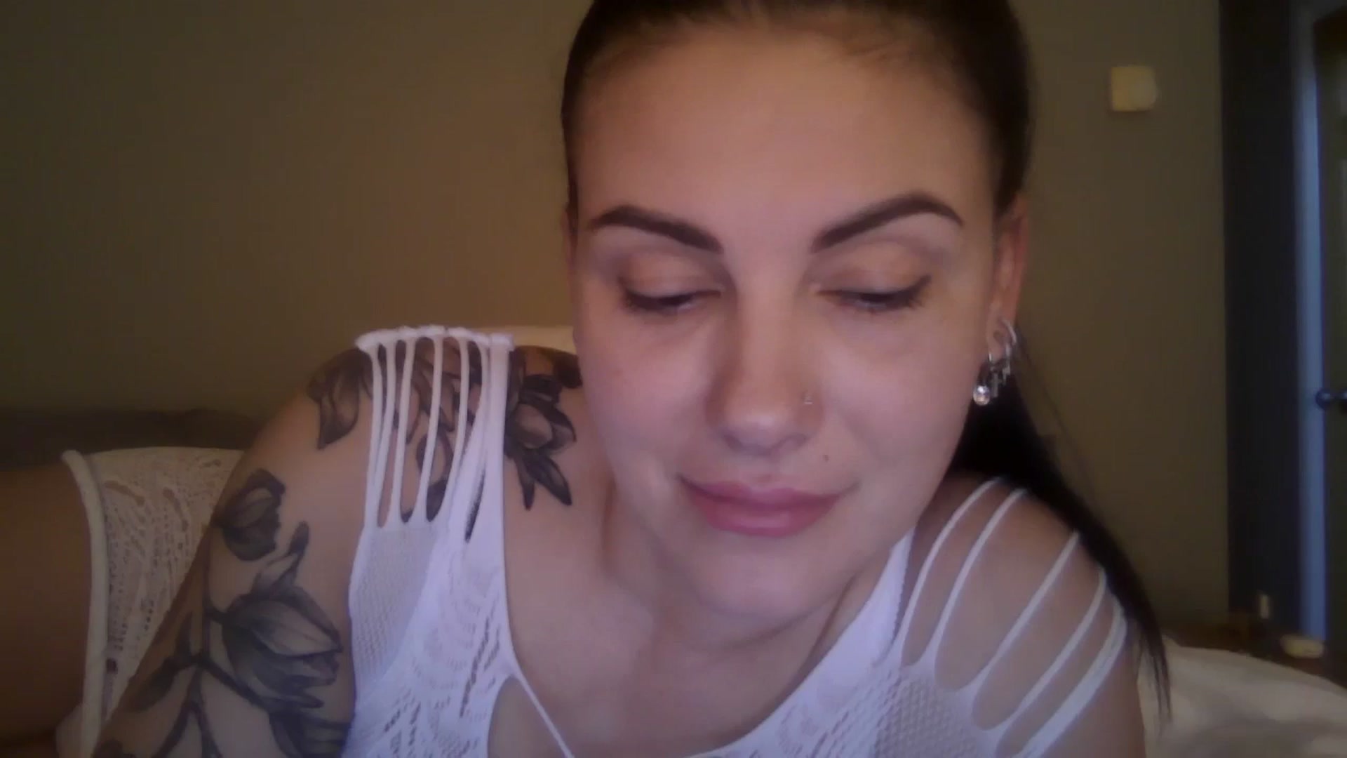 Gallery image thumbnail from FitBaby's myfreecams stream on, 03/24/2025, 16:49 image 2 of 20