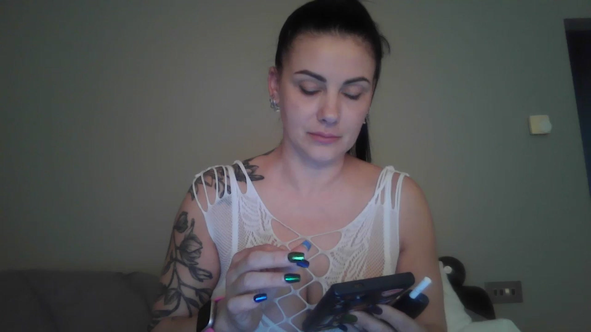 Gallery image thumbnail from FitBaby's myfreecams stream on, 03/24/2025, 16:49 image 15 of 20