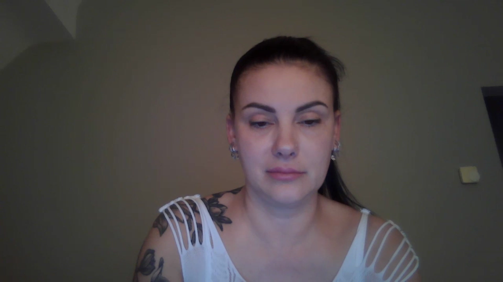 Gallery image thumbnail from FitBaby's myfreecams stream on, 03/24/2025, 16:49 image 12 of 20