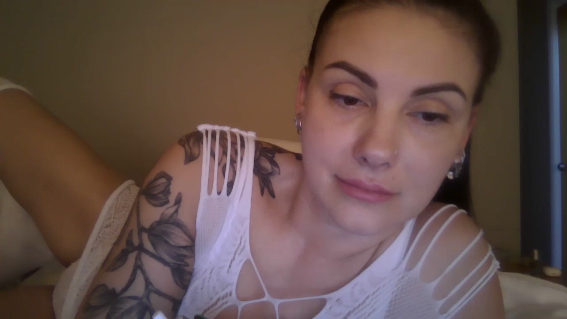 Gallery image thumbnail from FitBaby's myfreecams stream on, 03/24/2025, 16:49 image 1 of 20