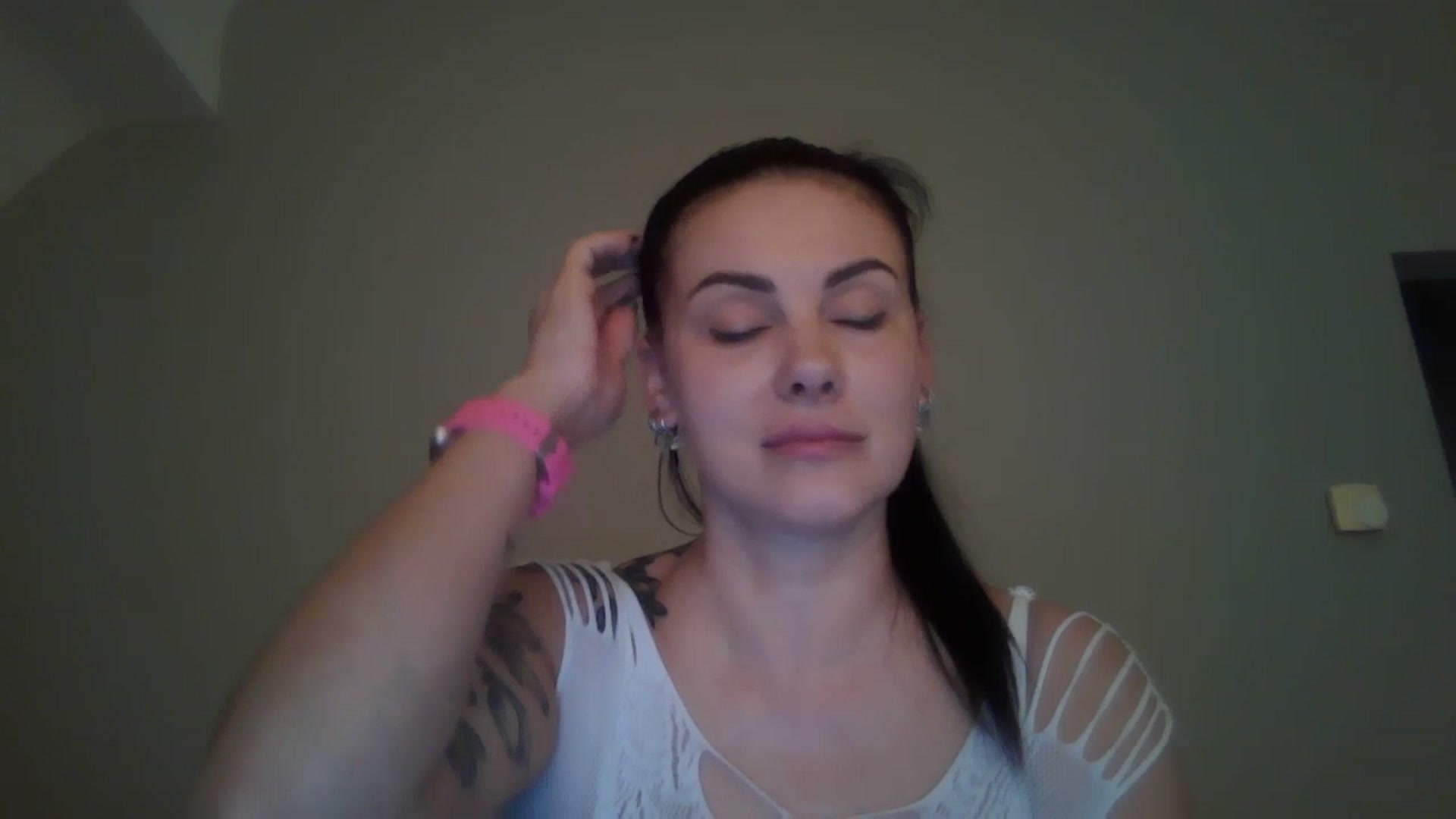 Gallery image thumbnail from FitBaby's myfreecams stream on, 03/24/2025, 16:49 image 9 of 20
