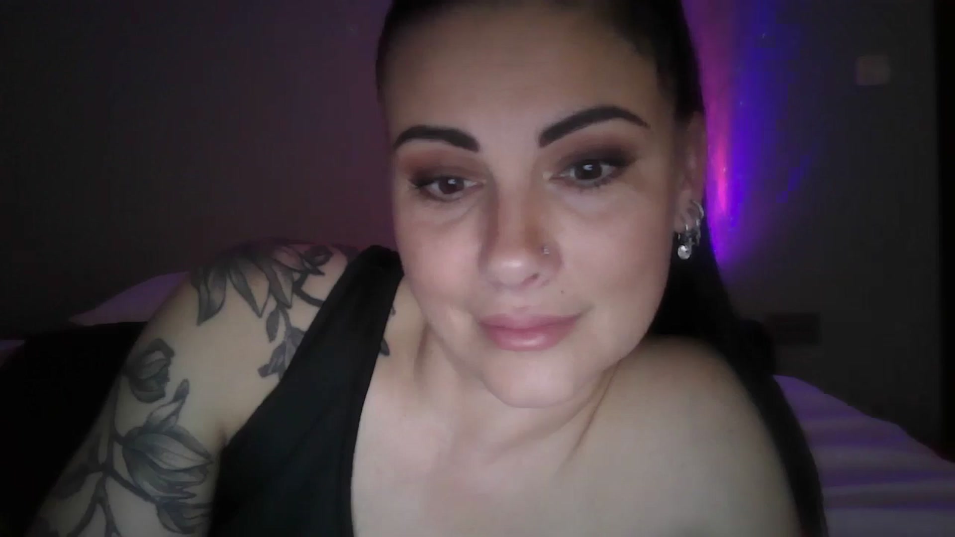 Gallery image thumbnail from FitBaby's myfreecams stream on, 03/25/2025, 16:25 image 6 of 20