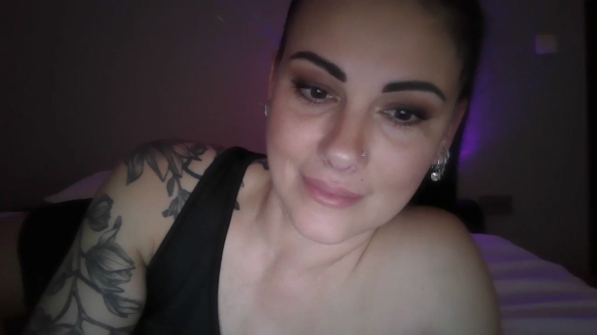 Gallery image thumbnail from FitBaby's myfreecams stream on, 03/25/2025, 16:25 image 3 of 20