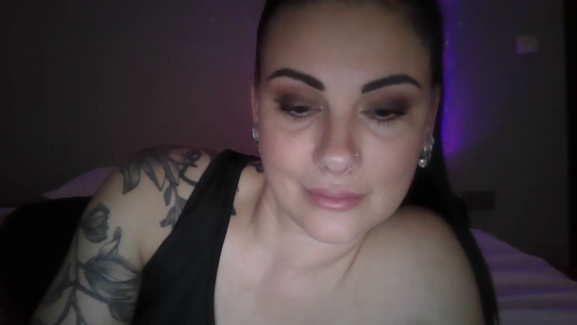 Gallery image thumbnail from FitBaby's myfreecams stream on, 03/25/2025, 16:25 image 5 of 20