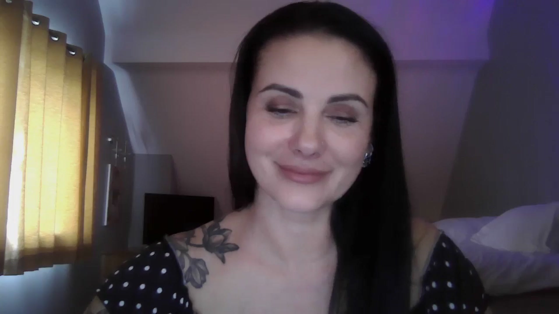 Gallery image thumbnail from FitBaby's myfreecams stream on, 03/28/2025, 17:20 image 7 of 20