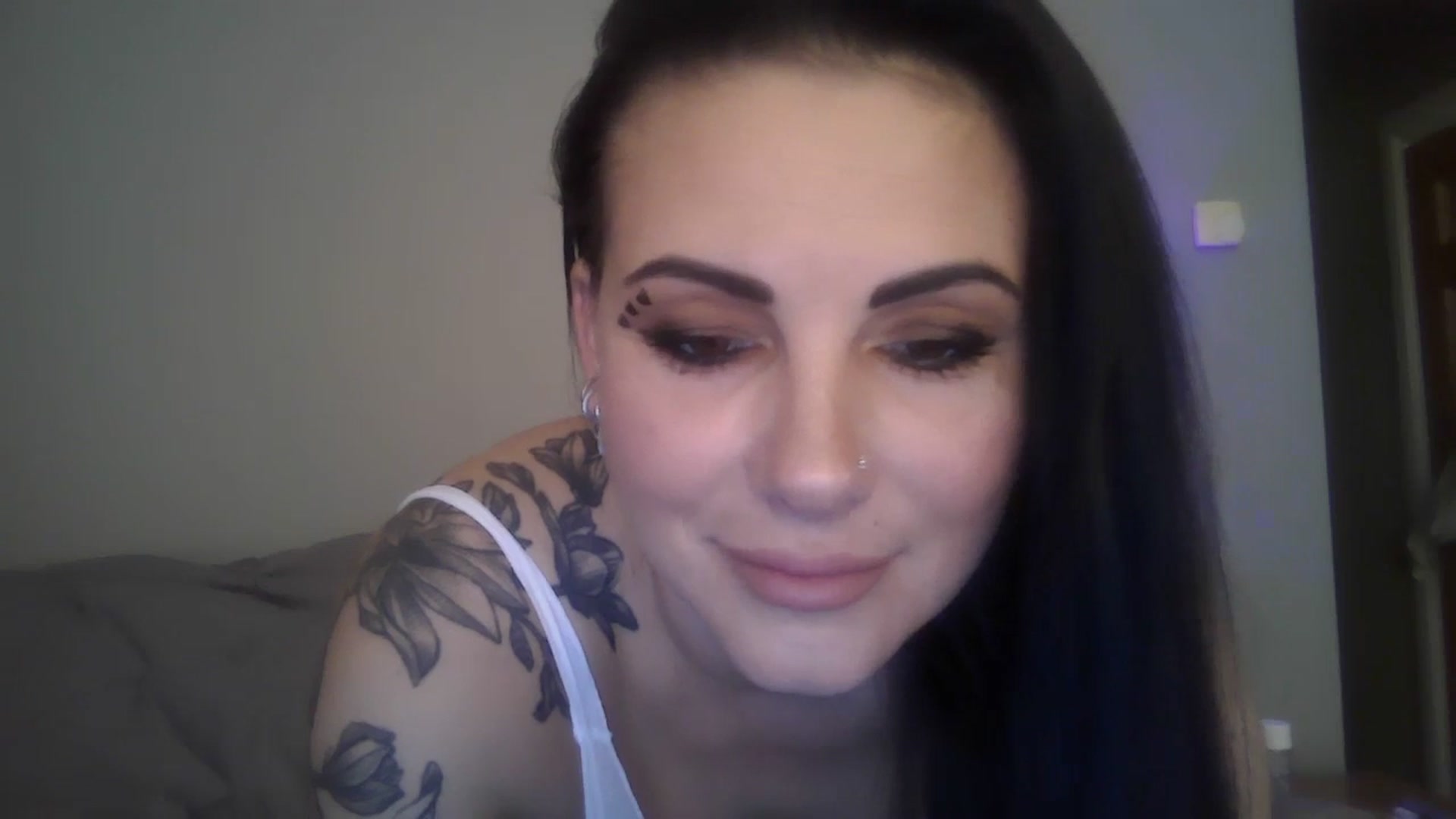 Gallery image thumbnail from FitBaby's myfreecams stream on, 04/02/2025, 16:03 image 17 of 20