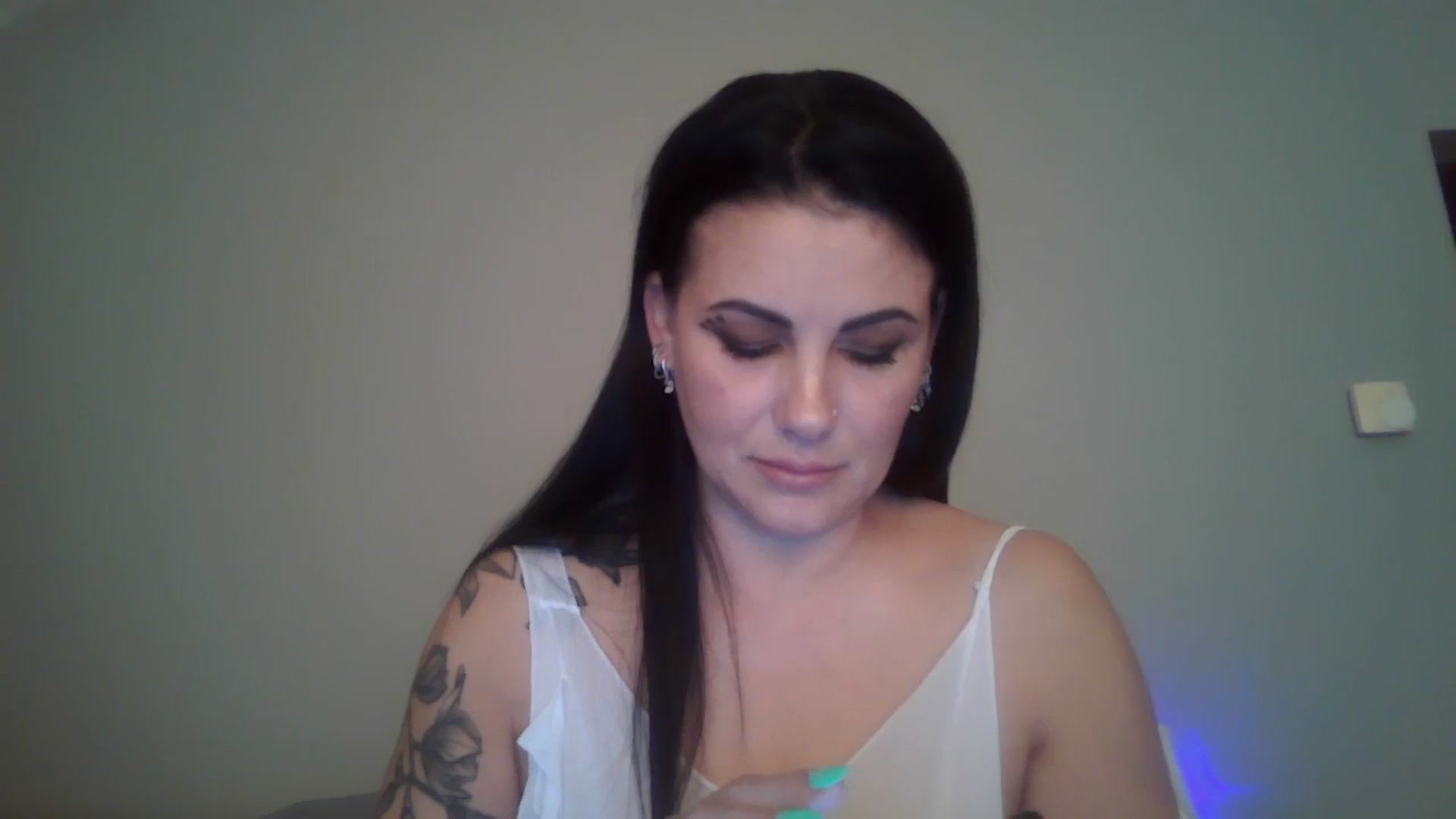 Gallery image thumbnail from FitBaby's myfreecams stream on, 04/02/2025, 17:38 image 2 of 20