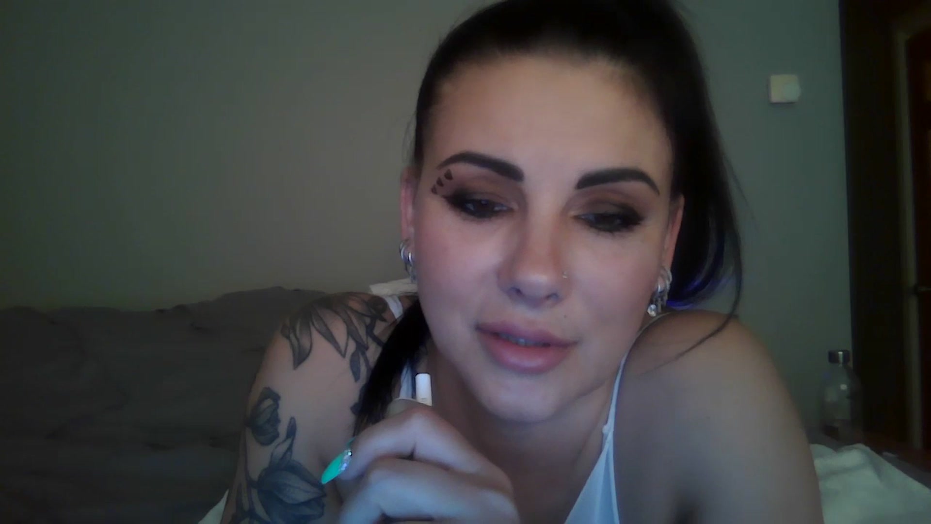 Gallery image thumbnail from FitBaby's myfreecams stream on, 04/02/2025, 17:38 image 6 of 20