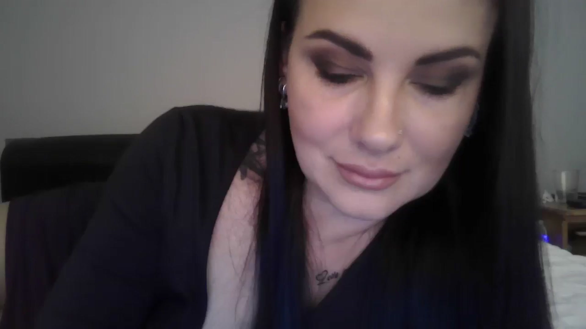 Gallery image thumbnail from FitBaby's myfreecams stream on, 05/07/2025, 15:10 image 4 of 20