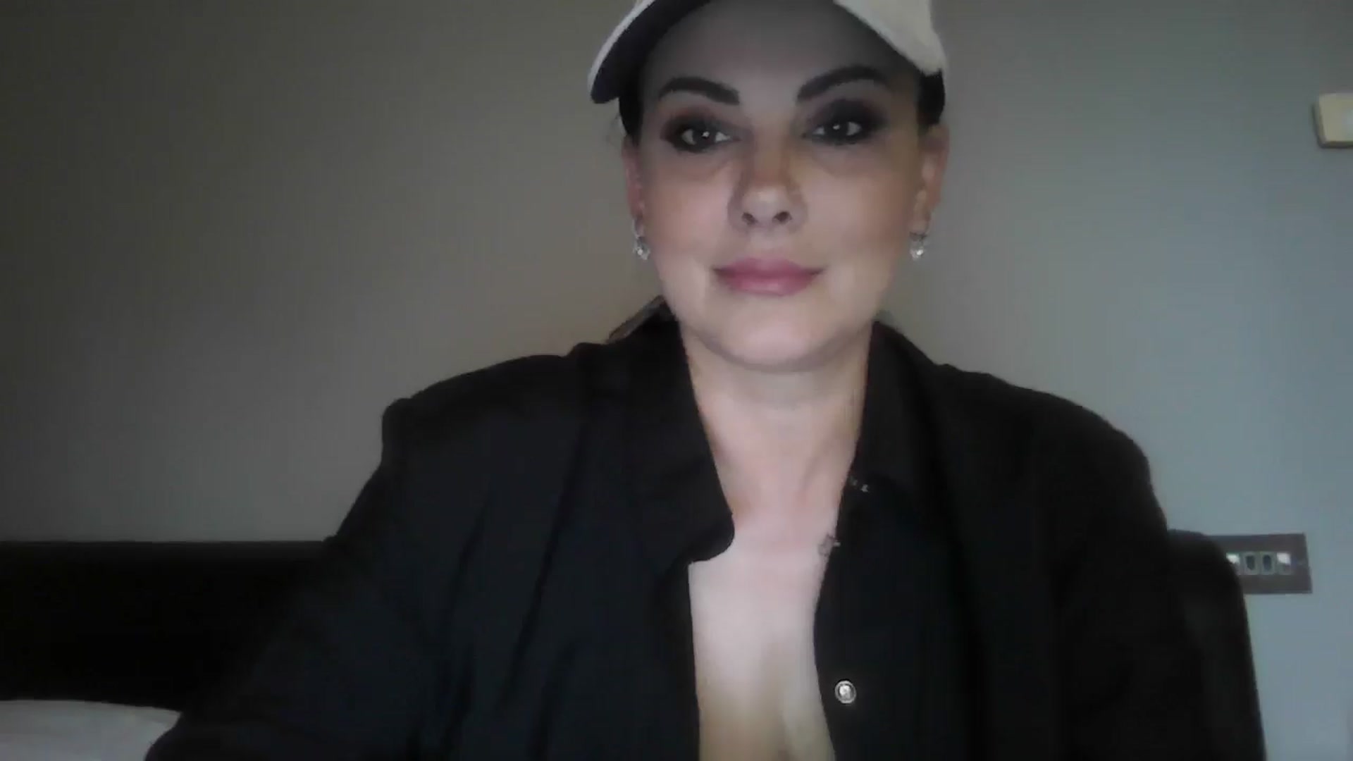 Gallery image thumbnail from FitBaby's myfreecams stream on, 06/03/2025, 13:25 image 6 of 20