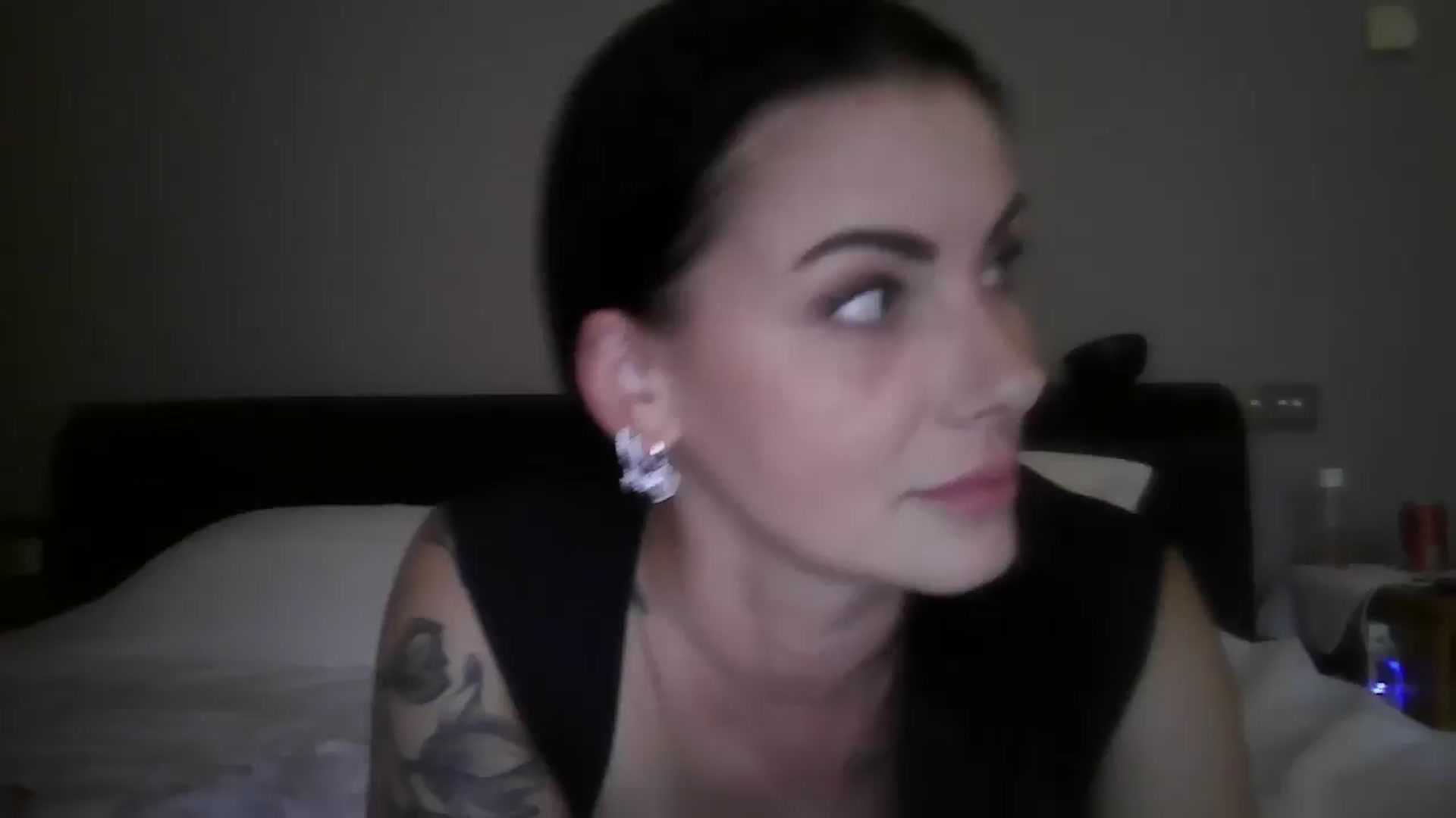 Gallery image thumbnail from FitBaby's myfreecams stream on, 06/04/2025, 14:29 image 1 of 20