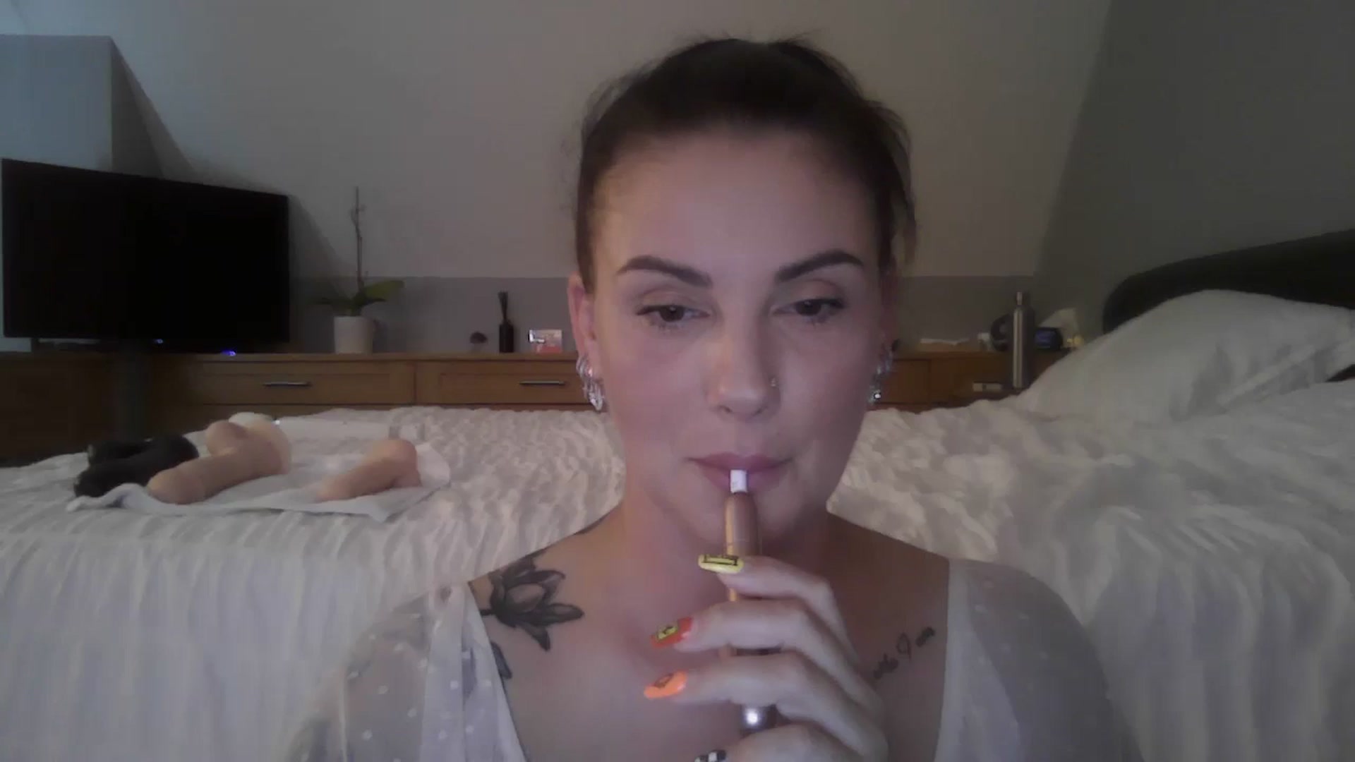 Gallery image thumbnail from FitBaby's myfreecams stream on, 06/30/2025, 14:11 image 6 of 20