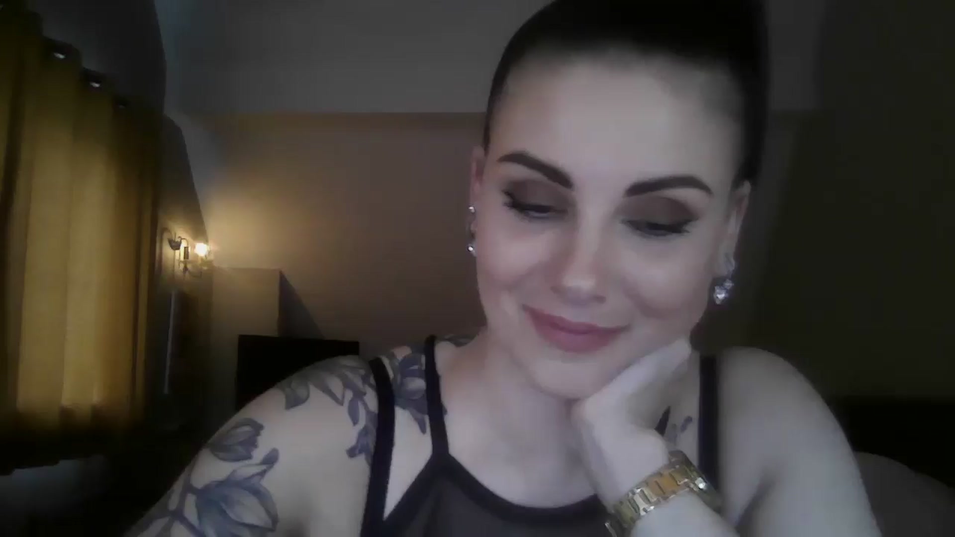 Gallery image thumbnail from FitBaby's myfreecams stream on, 11/13/2025, 15:53 image 4 of 20