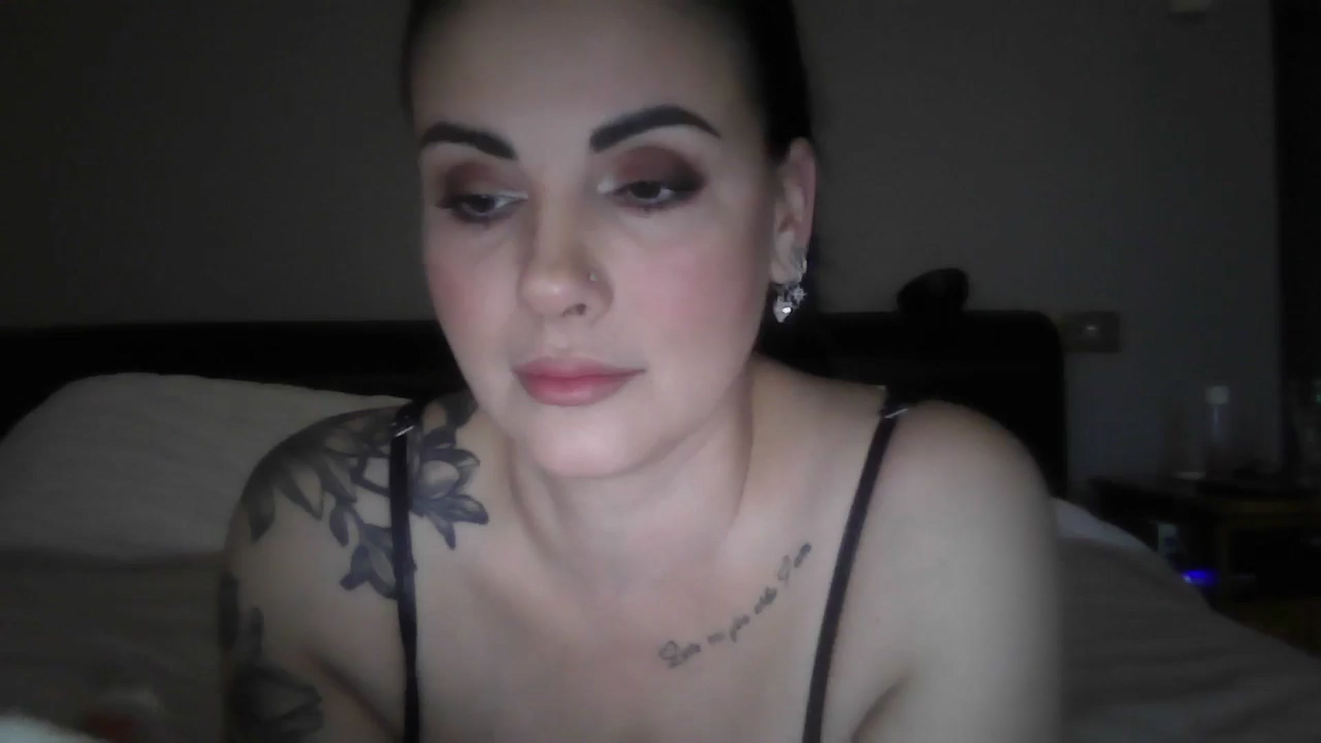 Gallery image thumbnail from FitBaby's myfreecams stream on, 11/24/2025, 15:46 image 4 of 20