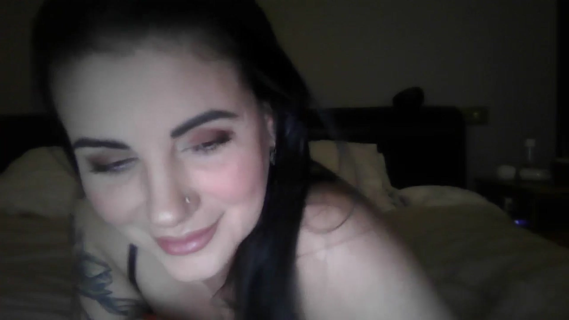 Gallery image thumbnail from FitBaby's myfreecams stream on, 11/24/2025, 17:12 image 17 of 20