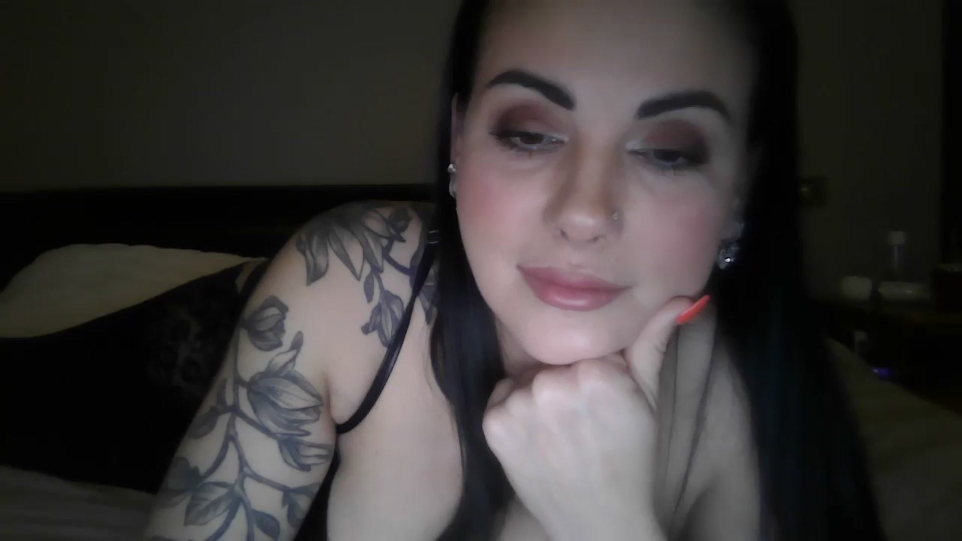 Gallery image thumbnail from FitBaby's myfreecams stream on, 11/24/2025, 17:12 image 7 of 20