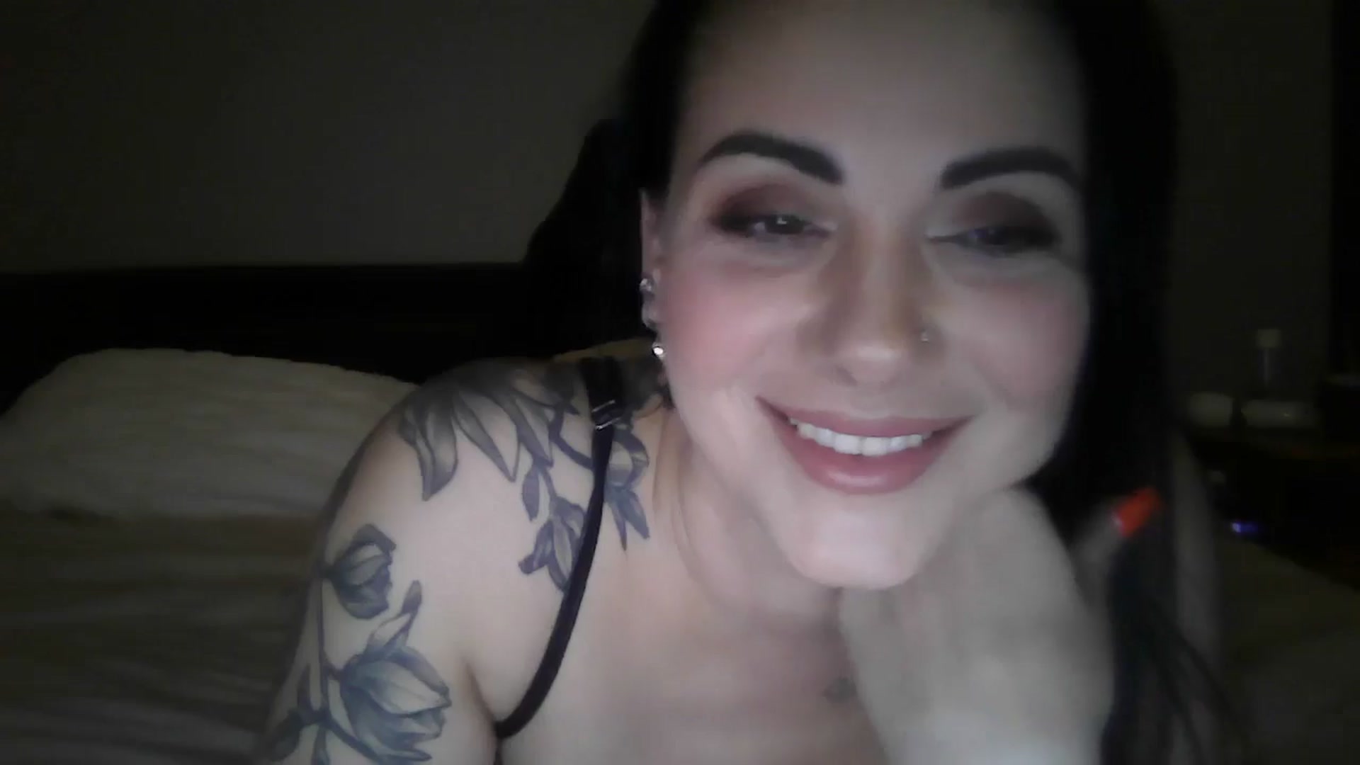 Gallery image thumbnail from FitBaby's myfreecams stream on, 11/24/2025, 17:12 image 14 of 20