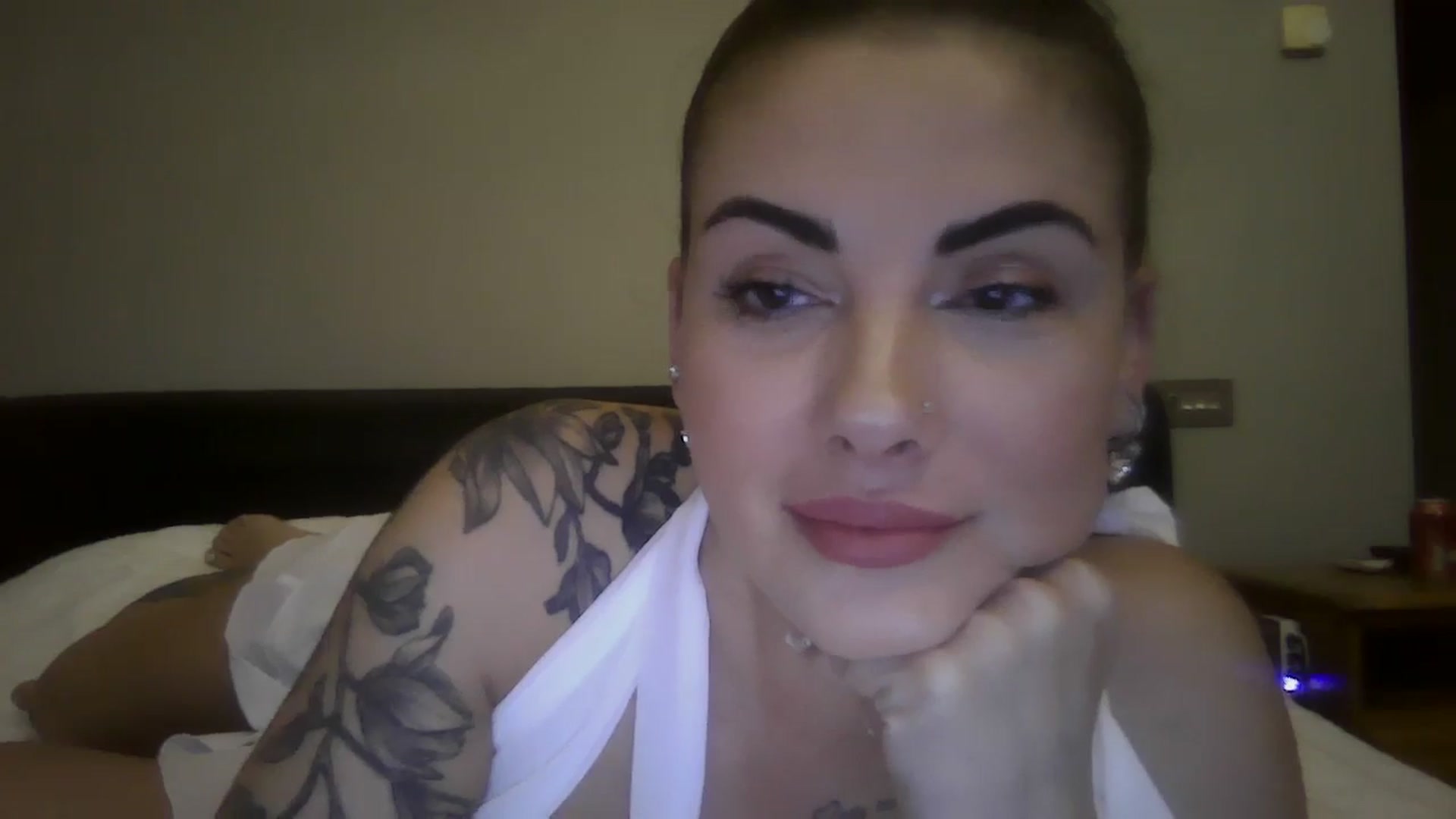 Gallery image thumbnail from FitBaby's myfreecams stream on, 12/02/2025, 16:44 image 6 of 20