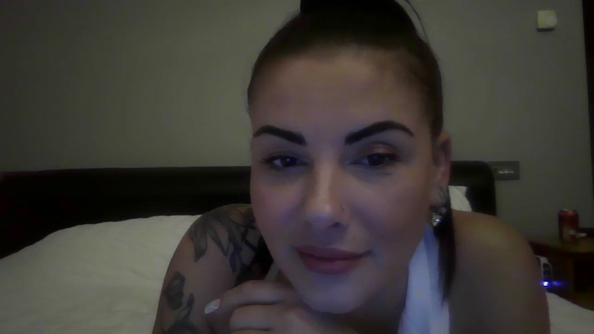 Gallery image thumbnail from FitBaby's myfreecams stream on, 12/02/2025, 16:44 image 19 of 20