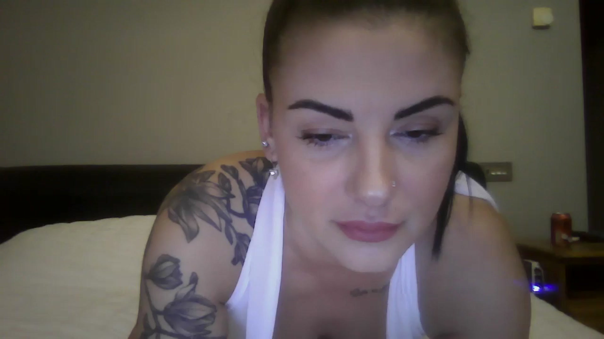 Gallery image thumbnail from FitBaby's myfreecams stream on, 12/02/2025, 16:44 image 10 of 20