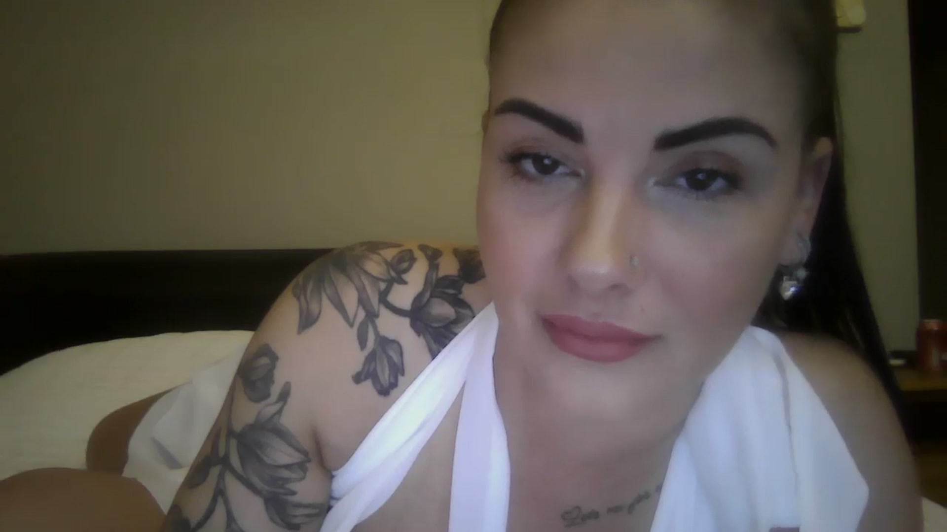 Gallery image thumbnail from FitBaby's myfreecams stream on, 12/02/2025, 16:44 image 2 of 20