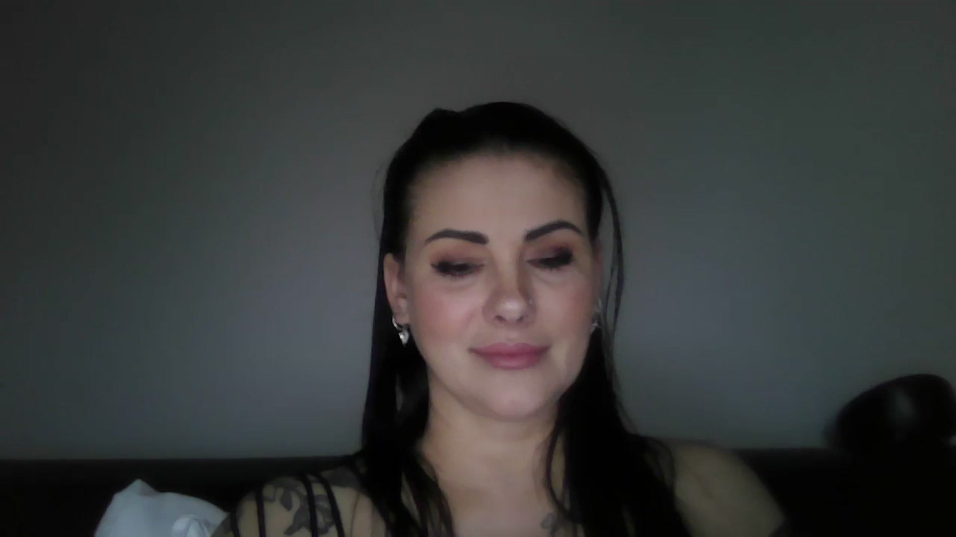 Gallery image thumbnail from FitBaby's myfreecams stream on, 12/03/2025, 15:50 image 6 of 20