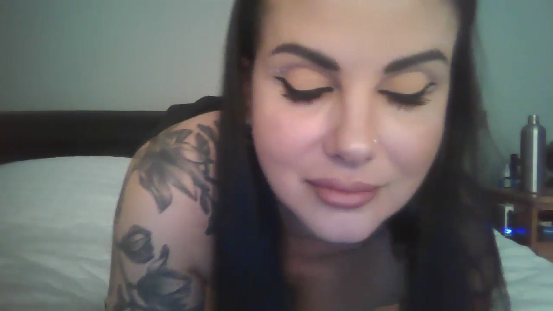 Gallery image thumbnail from FitBaby's myfreecams stream on, 04/28/2026, 17:20 image 14 of 20