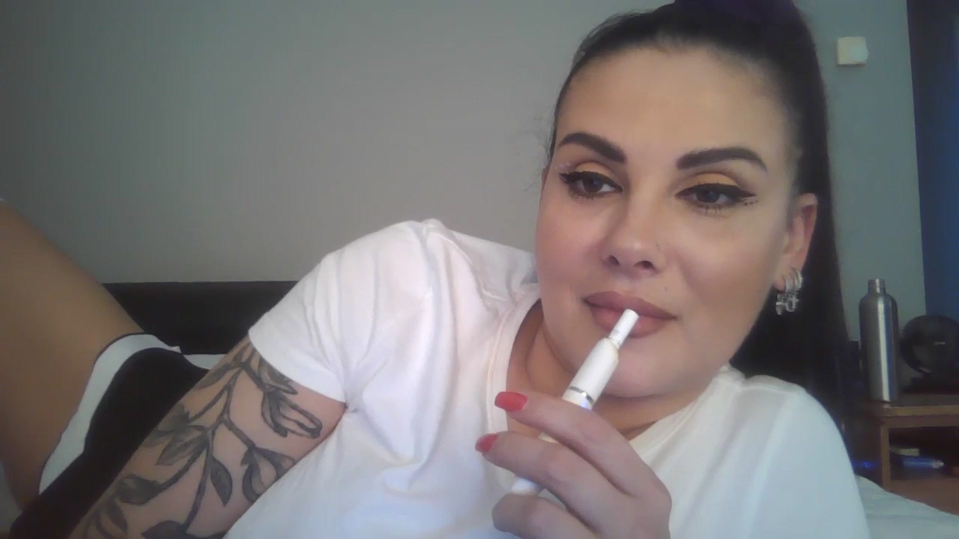Gallery image thumbnail from FitBaby's myfreecams stream on, 04/28/2026, 17:20 image 3 of 20