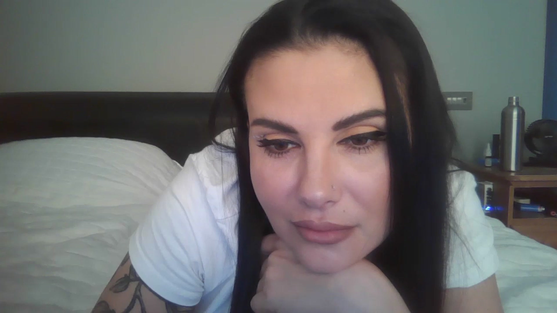 Gallery image thumbnail from FitBaby's myfreecams stream on, 04/28/2026, 17:20 image 11 of 20