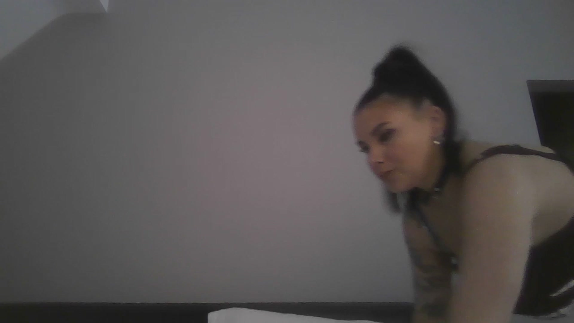 Gallery image thumbnail from FitBaby's myfreecams stream on, 04/29/2026, 13:34 image 3 of 20
