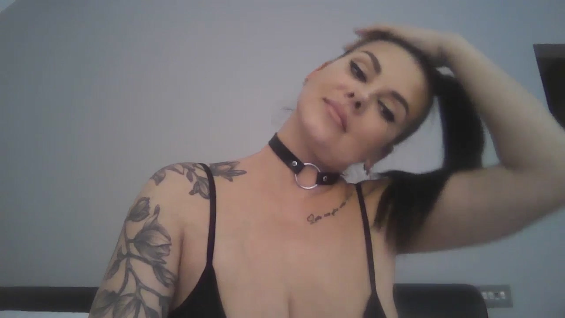 Gallery image thumbnail from FitBaby's myfreecams stream on, 04/29/2026, 14:37 image 10 of 20