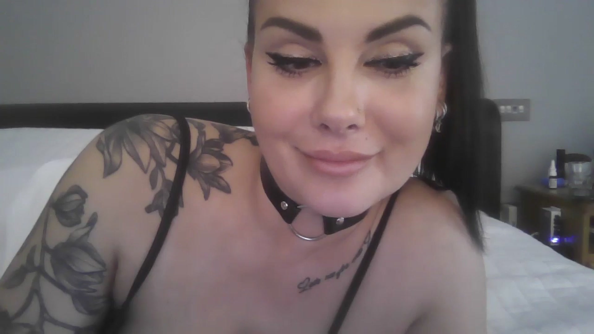 Gallery image thumbnail from FitBaby's myfreecams stream on, 04/29/2026, 14:37 image 3 of 20