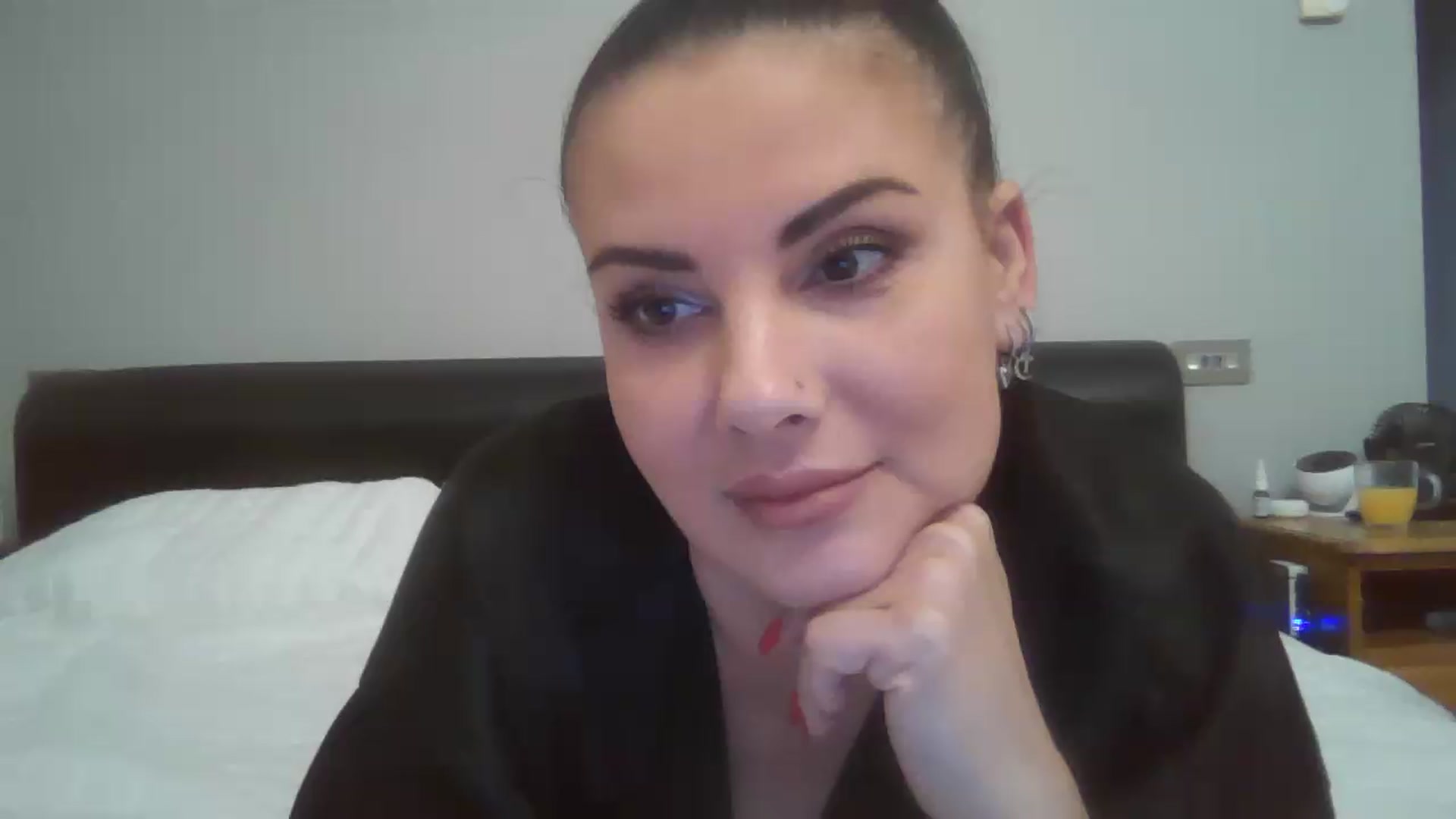 Gallery image thumbnail from FitBaby's myfreecams stream on, 05/12/2026, 14:13 image 9 of 20