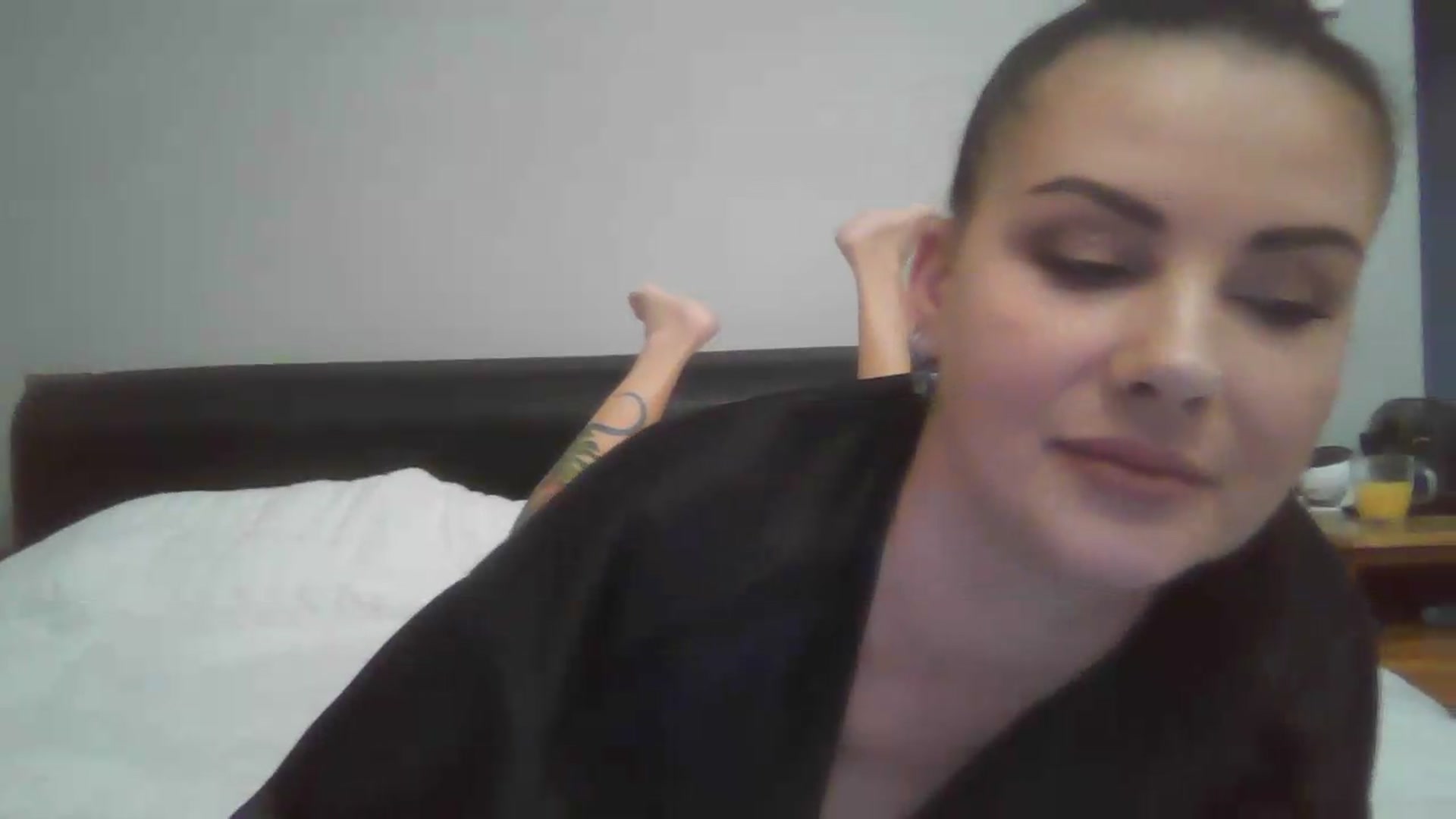 Gallery image thumbnail from FitBaby's myfreecams stream on, 05/12/2026, 14:13 image 13 of 20