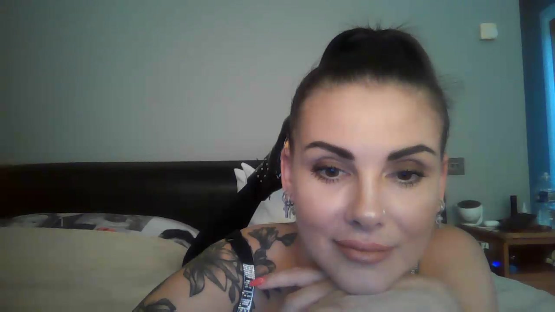 Gallery image thumbnail from FitBaby's myfreecams stream on, 07/15/2026, 16:08 image 17 of 20