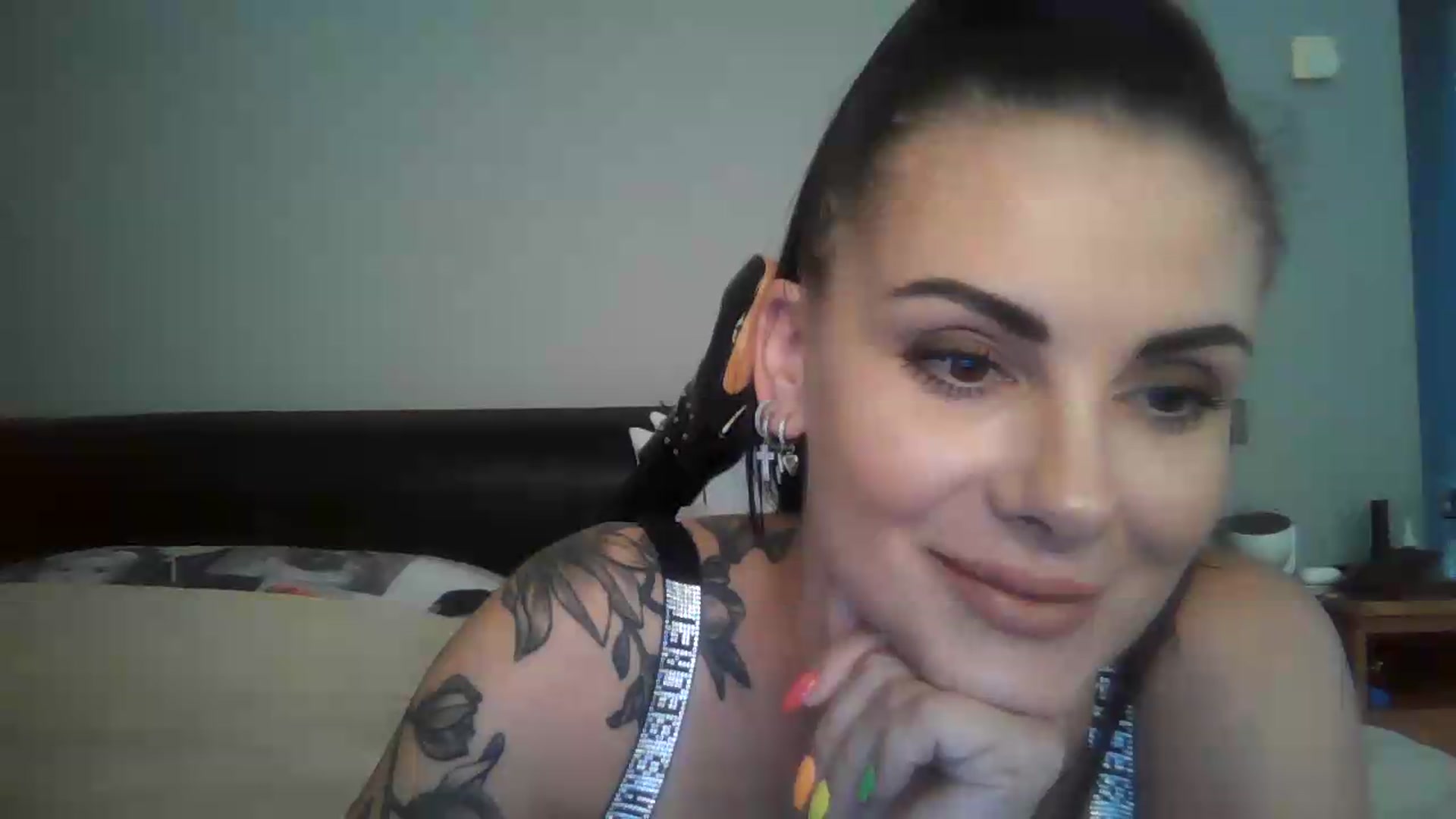 Gallery image thumbnail from FitBaby's myfreecams stream on, 07/15/2026, 16:08 image 15 of 20