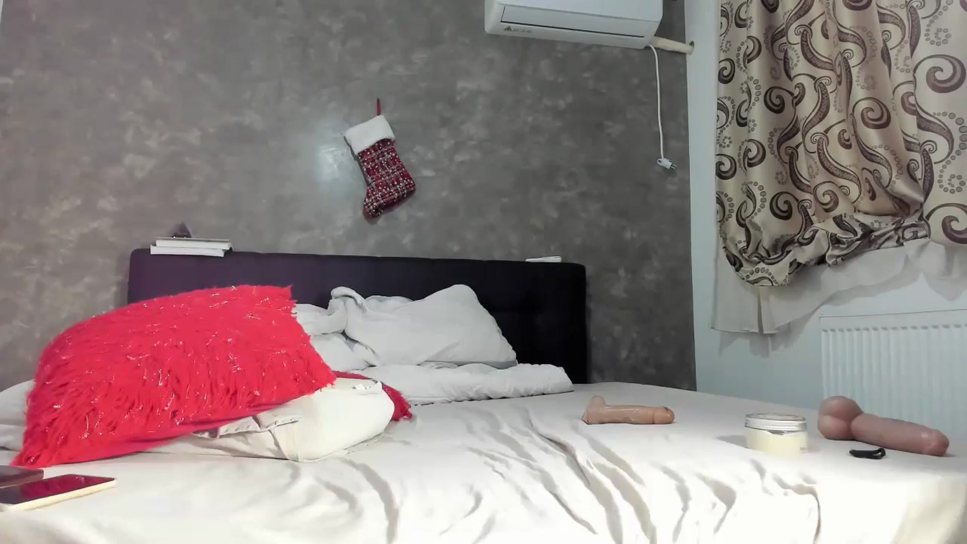 Gallery image thumbnail from FitBarbieDoll's myfreecams stream on, 12/12/2025, 13:05 image 16 of 20