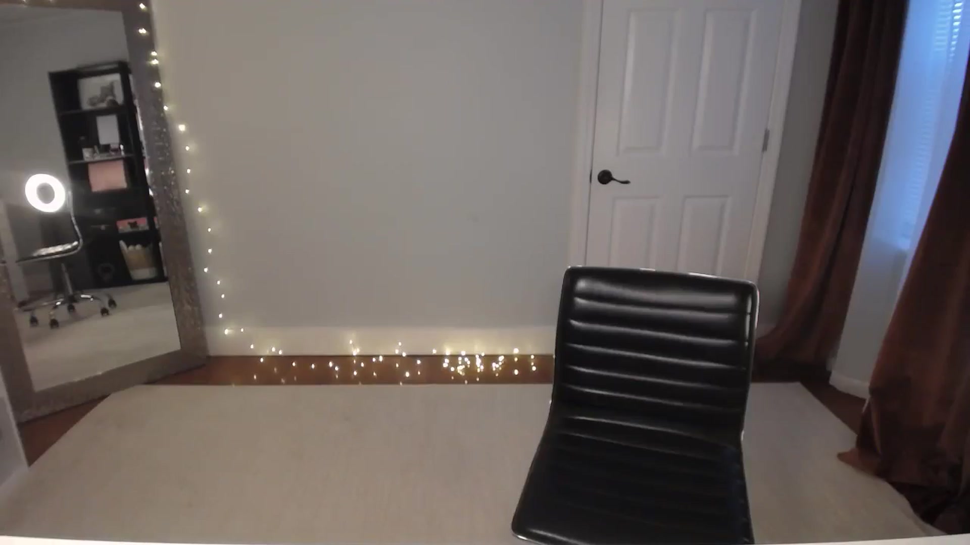 Gallery image thumbnail from FitKira's myfreecams stream on, 06/08/2025, 23:59 image 20 of 20