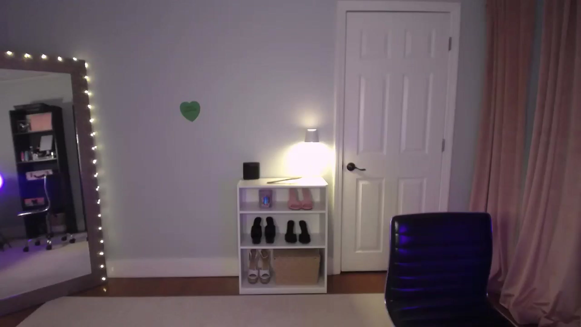 Gallery image thumbnail from FitKira's myfreecams stream on, 08/11/2025, 01:14 image 5 of 20