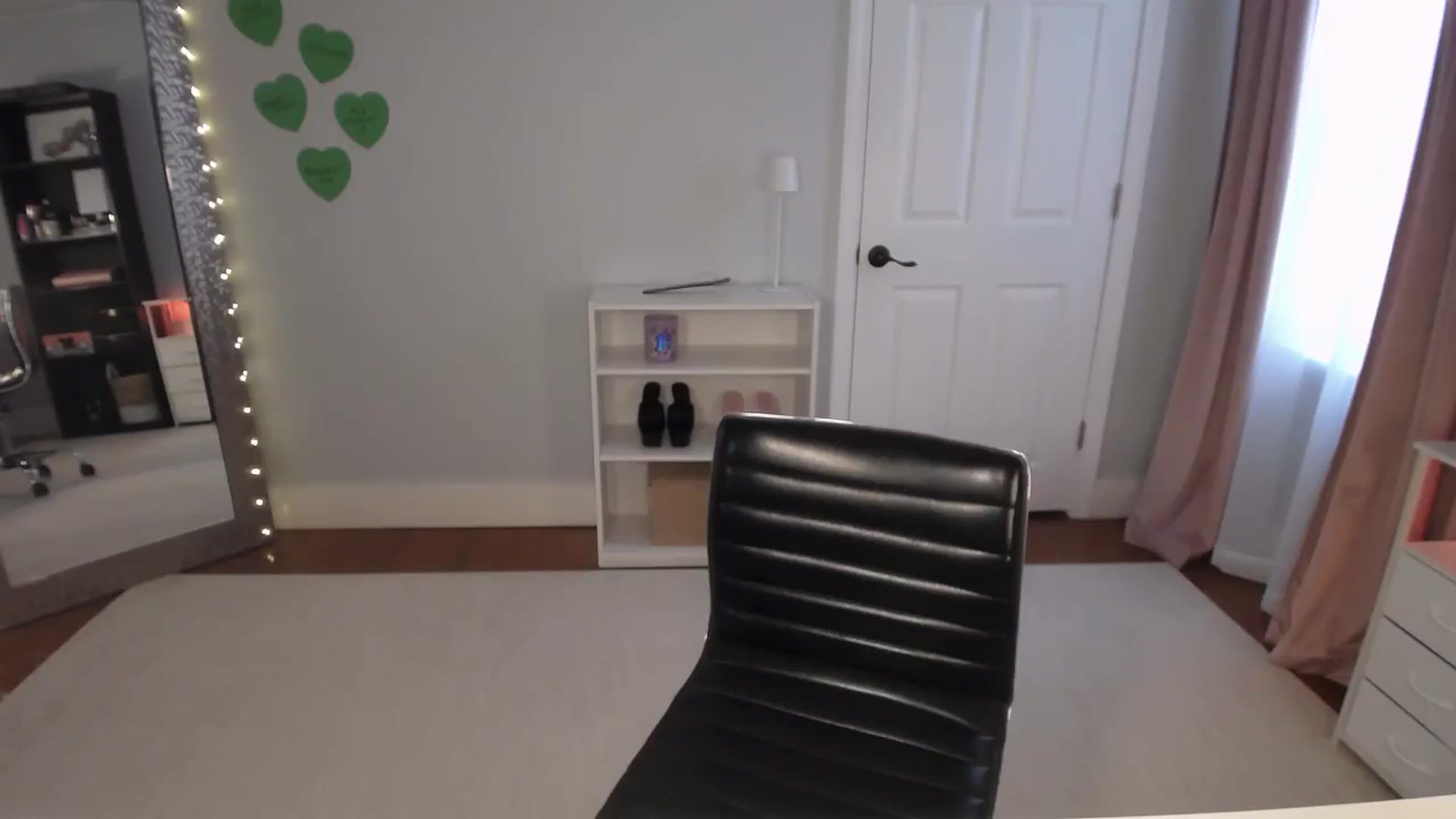 Gallery image thumbnail from FitKira's myfreecams stream on, 09/01/2025, 22:10 image 14 of 20