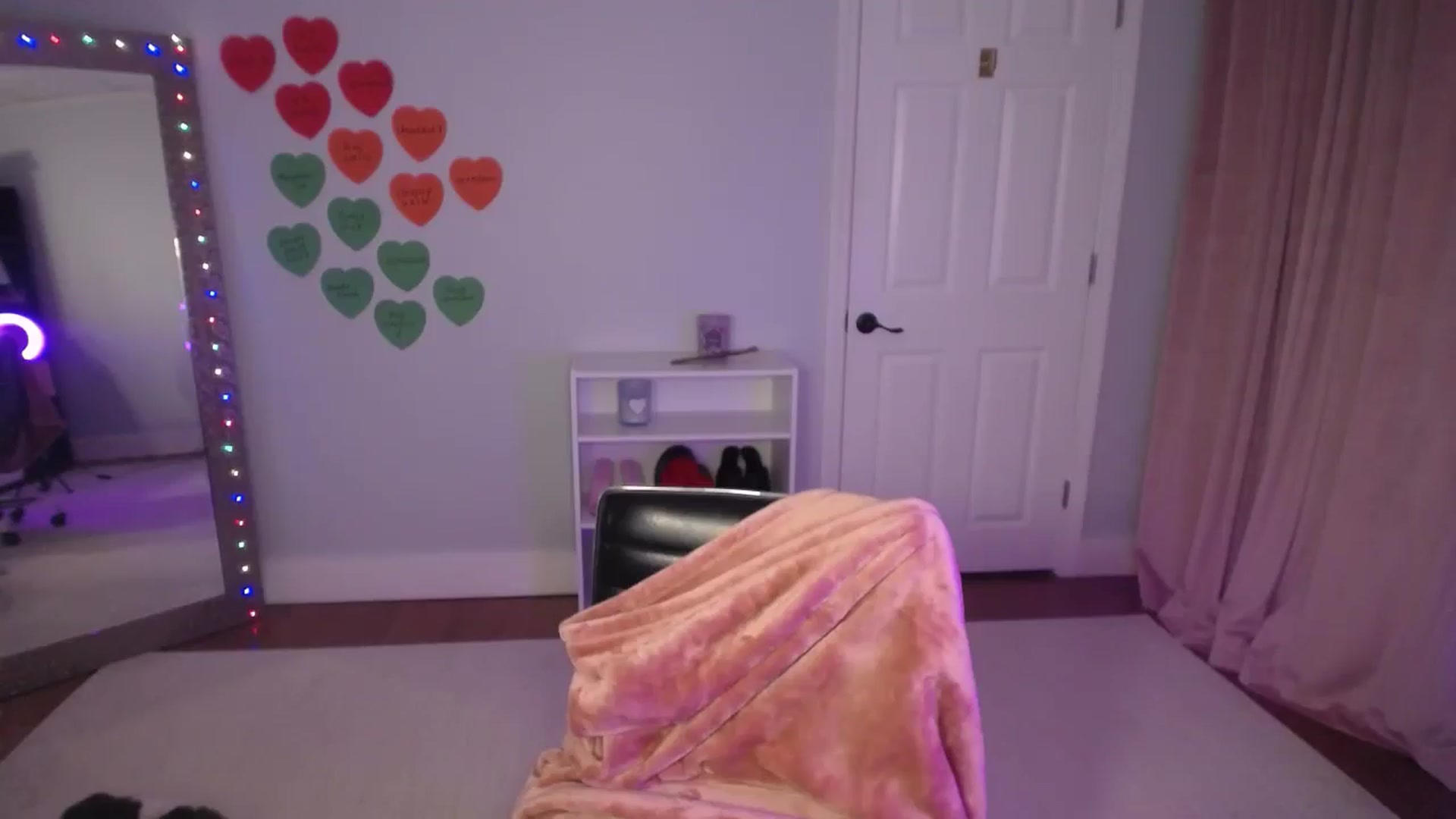 Gallery image thumbnail from FitKira's myfreecams stream on, 01/02/2026, 04:39 image 18 of 20