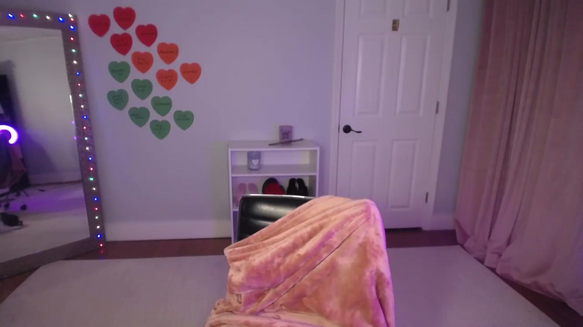 Gallery image thumbnail from FitKira's myfreecams stream on, 01/02/2026, 04:39 image 19 of 20