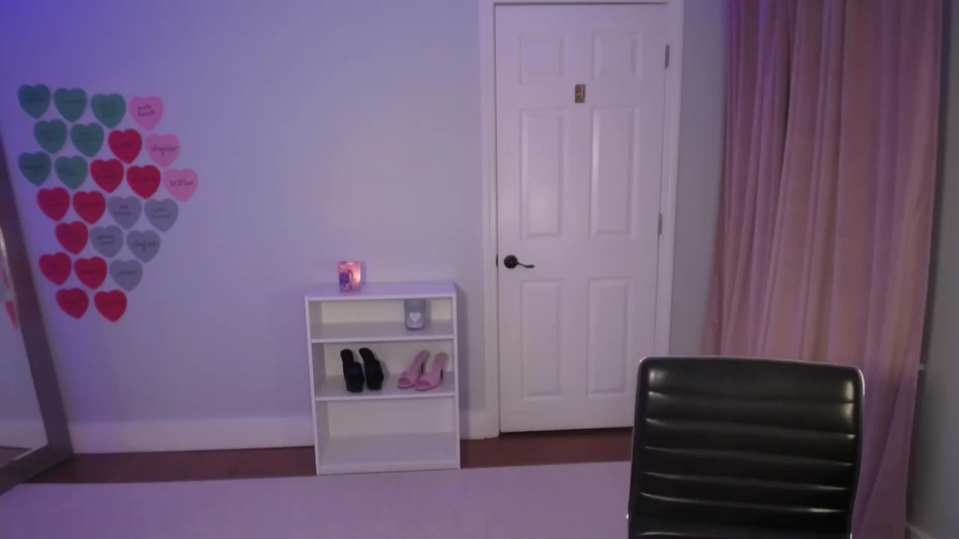 Gallery image thumbnail from FitKira's myfreecams stream on, 02/19/2026, 03:14 image 3 of 20
