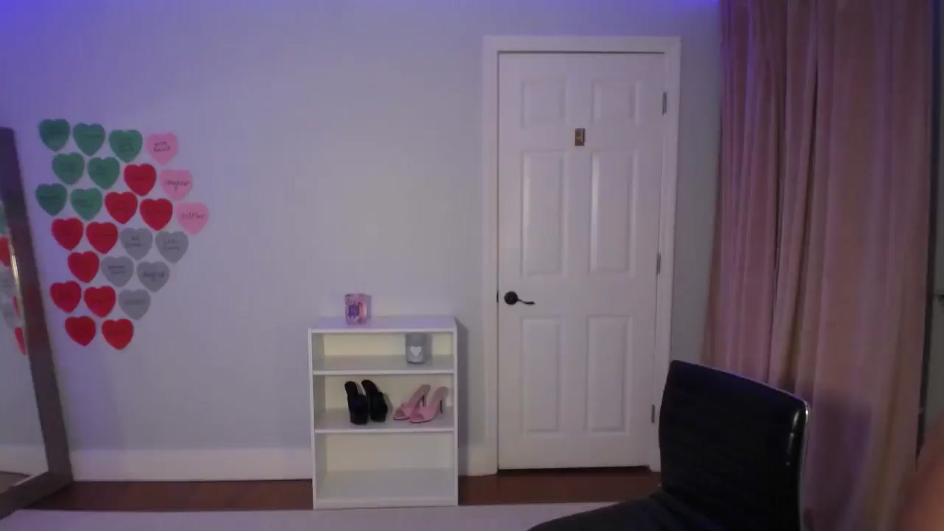Gallery image thumbnail from FitKira's myfreecams stream on, 02/20/2026, 04:43 image 2 of 20