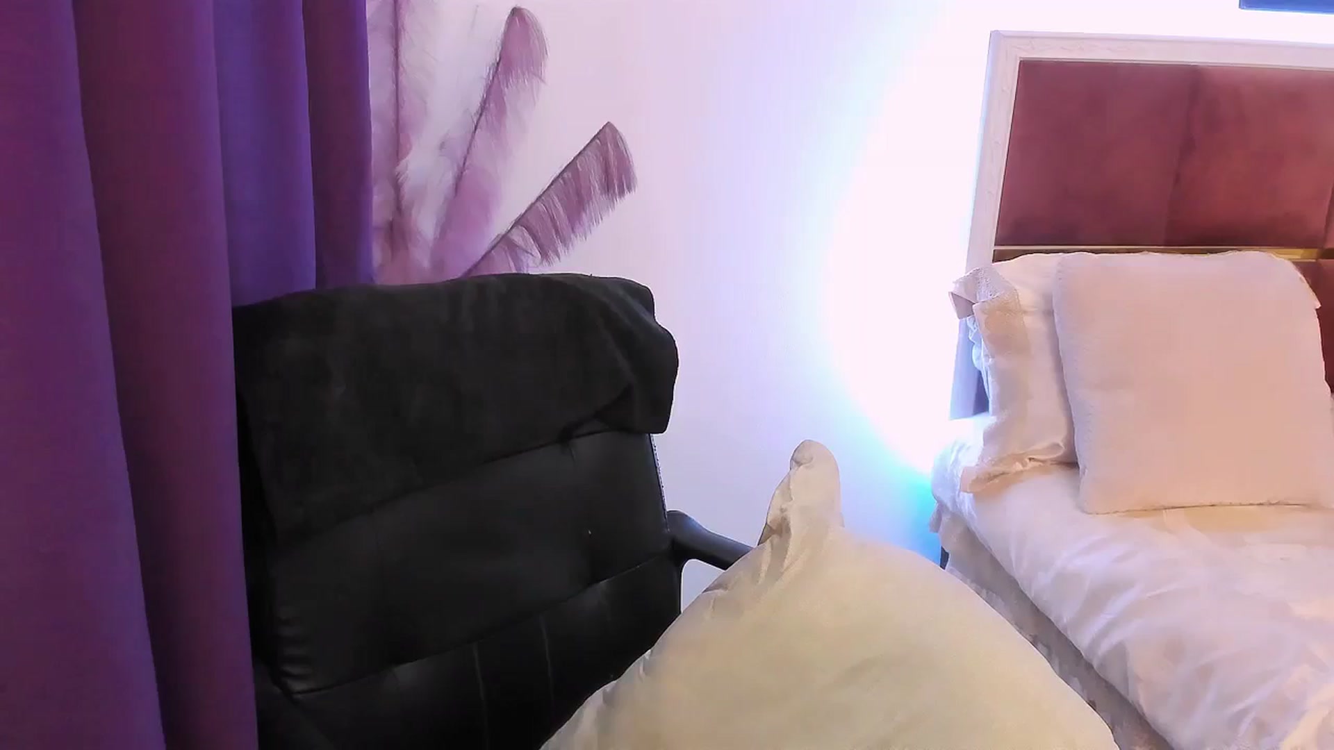 Gallery image thumbnail from FitMaya's myfreecams stream on, 12/02/2023, 13:51 image 1 of 20
