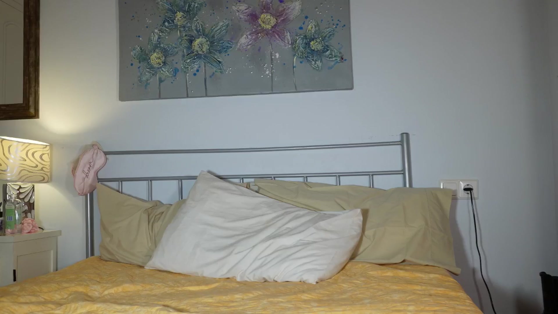 Gallery image thumbnail from FitMilfBecca's myfreecams stream on, 10/13/2024, 17:17 image 3 of 20