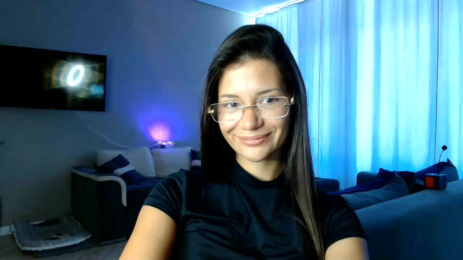 Gallery image thumbnail from FitXoxo's myfreecams stream on, 07/11/2026, 12:14 image 2 of 20